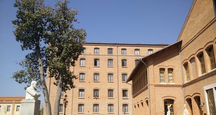 Charming apartment in Molino Stucky (SPA, wifi, TV sat, elevator)