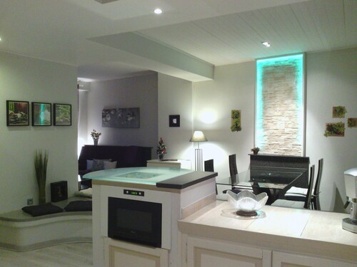 Apartment in a small house in the heart of Cagnes-sur-Mer