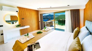 4 bedrooms, in-room safe, iron/ironing board, travel cot