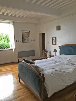 6 bedrooms, iron/ironing board, free WiFi, bed sheets - Massignieu De Rives: 19th Mansion with breathtaking mountain view (Massignieu-De-Rives)