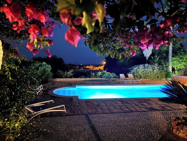 Outdoor pool - Airconditioned villa 2 to 10 people, private swimming pool and lovely ocean view (benagil)