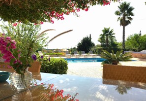 Outdoor pool - Airconditioned villa 2 to 10 people, private swimming pool and lovely ocean view (benagil)