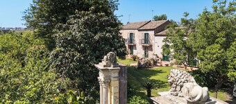 Charming villa with pool, blossoming garden & view