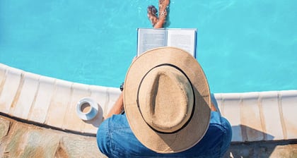 Alghero Villa pour 8/10 personnes, avec 4 chambres Ă coucher, 3 salles de bain, piscine et court de tennis