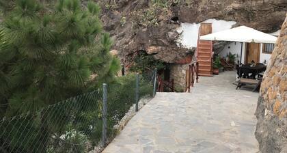 Finca Las Polinarias Cave House in Fasnia