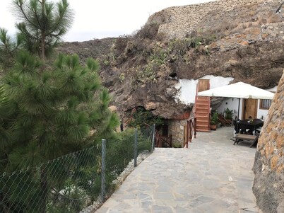 Finca Las Polinarias Cave House in Fasnia
