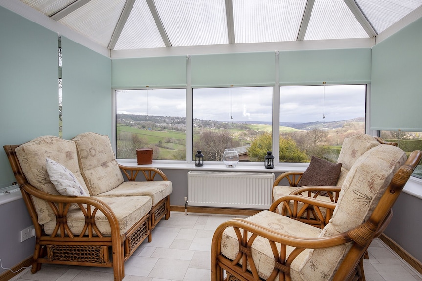 Fall In Green Cottage, Haworth - West Yorkshire