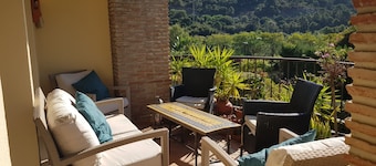 Luxury Apartment at Los Arqueros Golf and Country Club