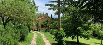  herregård med utsikt over Tiber-dalen