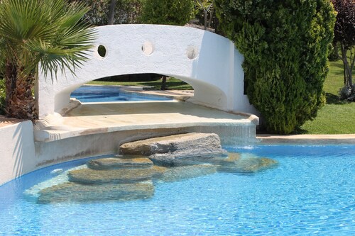 Altea Hills Spanish villa with stunning views on Med Sea-Free Wifi-Shared pools