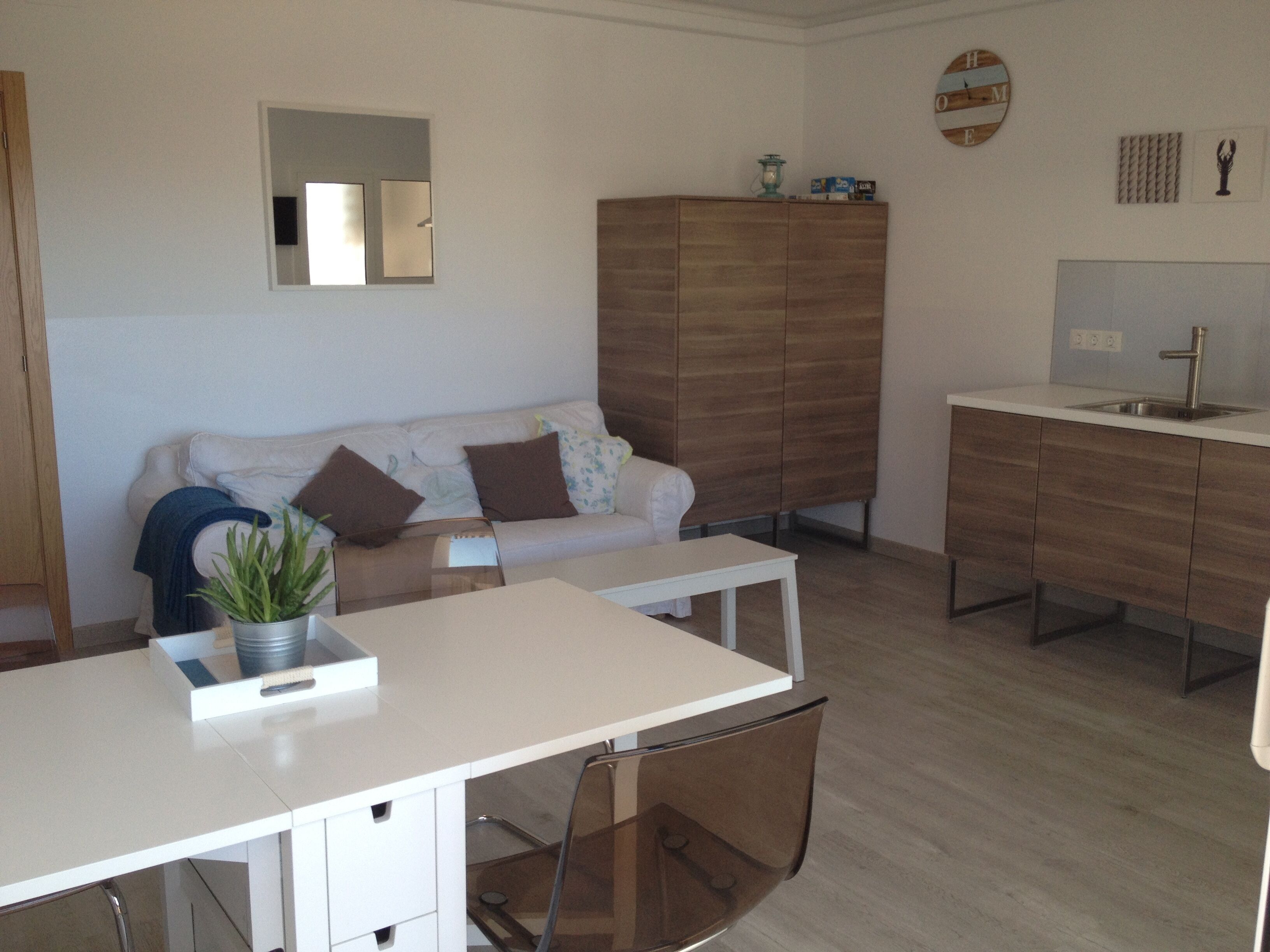 Apartamento Nuevo En El Centro De Sitges, Wifi, Piscina, Balcón, Parking, Jardin - Villanueva y Geltrú