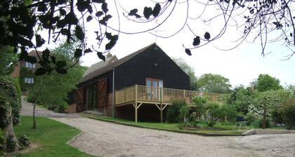 Tranquil Retreat, Two Bedrooms, Two Bathrooms (one en-suite, one shower room)