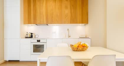 New Luxurious apartment in heart of Cadiz wifi, air condition/heating, lift