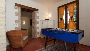 Spielezimmer