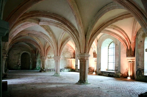 Cottage and private garden - rural bliss for two (or 4 with mezzanine)