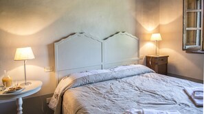 13 chambres, bureau, fer et planche à repasser, Wi-Fi gratuit