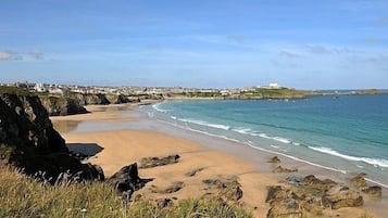 Una spiaggia nelle vicinanze