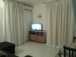 Smart TV, books