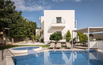 White blue and green ! Definitely Greek colors