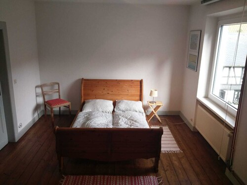 Large holiday house in Wine village with balcony and sauna sleeps 6-8
