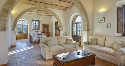 Alborata 10, Emma Villas