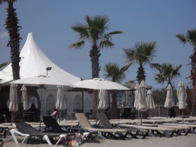 beautiful studio in the sea and relaxing in the sun