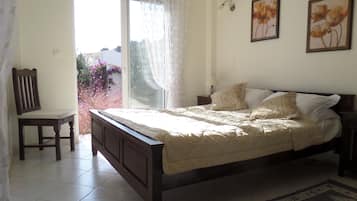 4 chambres, fer et planche à repasser, Wi-Fi gratuit, draps fournis