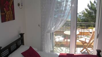 4 sovrum, strykjÀrn/strykbrÀda, gratis wi-fi och sÀngklÀder