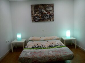 6 bedrooms, iron/ironing board, free WiFi, bed sheets