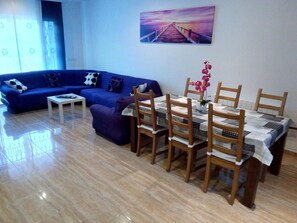 Televisión, futbolito y tenis de mesa 