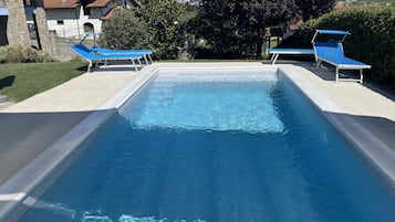 室內泳池、室外泳池