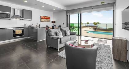 A&M House - Luxury Holidays Home