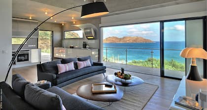 Saint Barths: brand new, luxury, architect-designed villa
