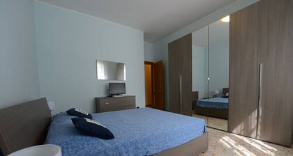 Cosy apartment, near Metro A, S. Pietro and the downtown