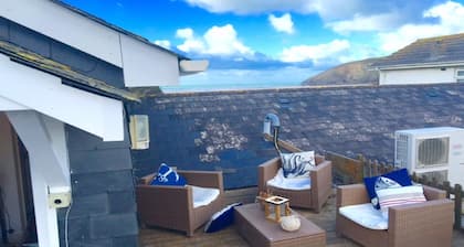 Fabulous Beach Pad, nur 20 Schritte vom Mawgan Porth Beach entfernt (Sommerrabatte)