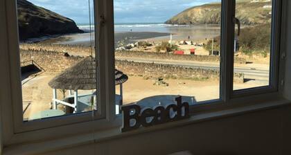 Fabulous Beach Pad Just 20 Paces From The Mawgan Porth Beach, (SUMMER DISCOUNTS)