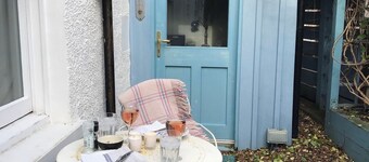 Luksus, totalrenovert Seaside Cottage, Comfortably soveplass til 7 m / All Mod Cons