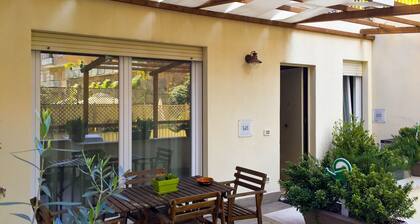 Elegant house with veranda - in the center of Rome, a stone's throw from S. Giovanni