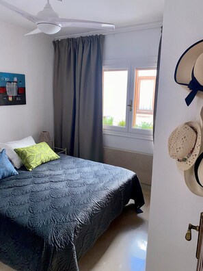 2 habitaciones, tabla de planchar con plancha y wifi gratis 