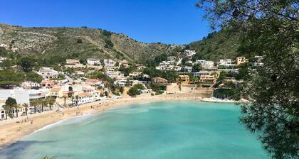 Appartement en premiĂšre ligne de Moraira donnant sur la marina avec une vue imprenable sur la mer