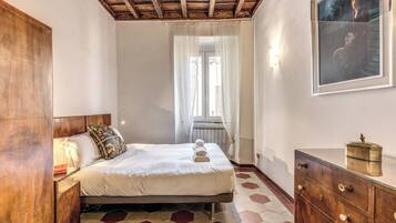 2 chambres, fer et planche Ă repasser, Wi-Fi gratuit, draps fournis