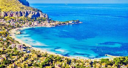 Helle Penthouse-Wohnung im Herzen von Old Town Free WiFi