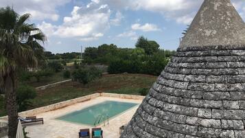 Piscina all'aperto