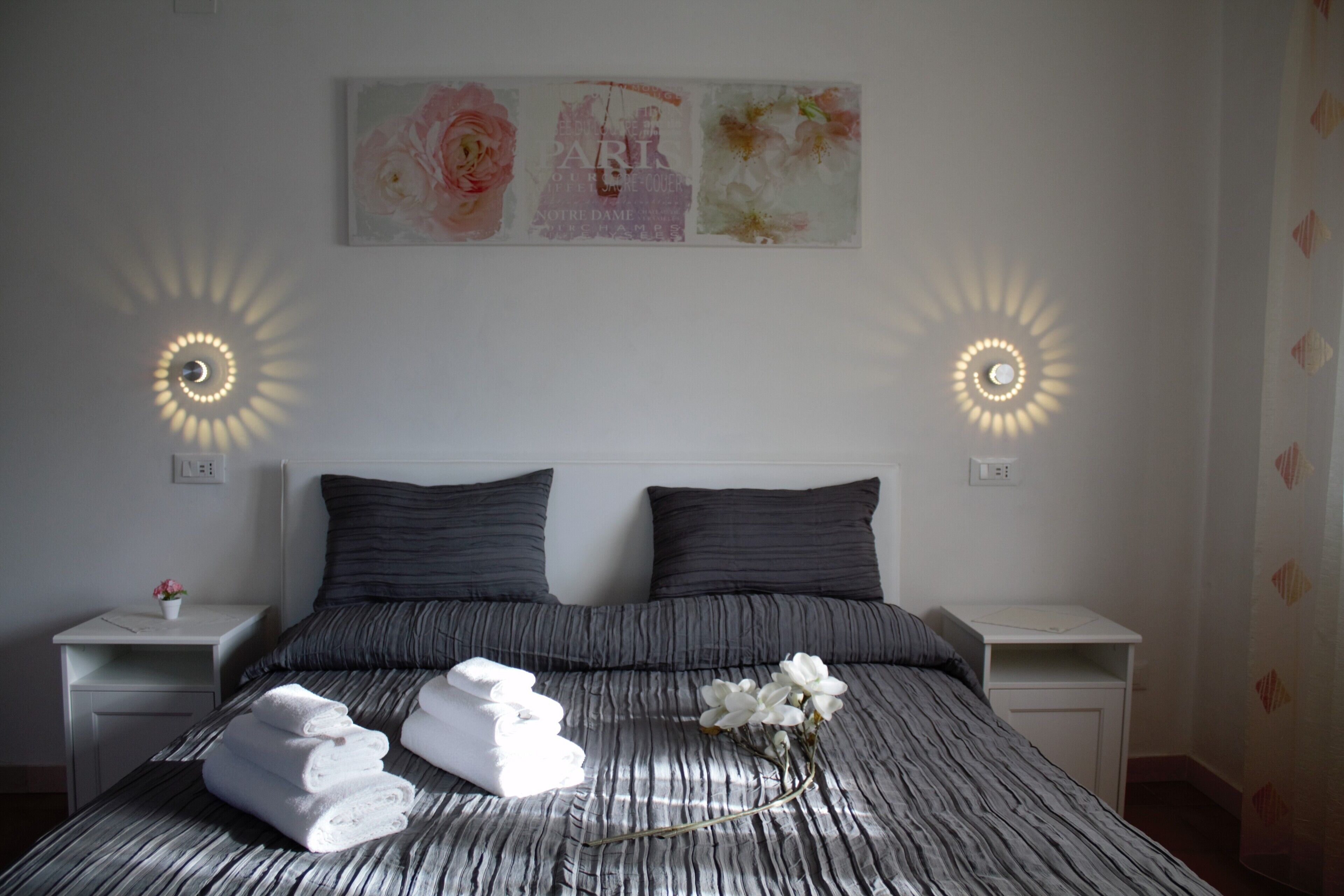 1 habitación, tabla de planchar con plancha, wifi y ropa de cama 