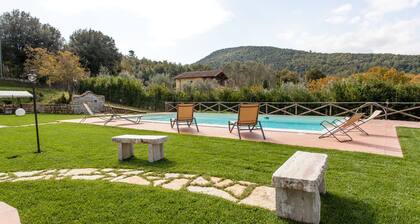 GENIUS LOCI 6 + 1 nukkuu, huvila yksityinen uima-allas yksinomaiseen käyttöön!