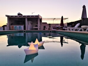 Outdoor pool - LA CASA DE LÚ, POOL, BBQ GARDEN, FREE WIFI, 30MIN BEACH IN CENTRO ANDALUCíA (Archidona)