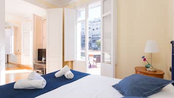 3 dormitorios, tabla de planchar con plancha, wifi y ropa de cama