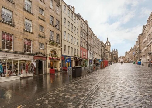 4 Royal Mile flat near Edinburgh Castle