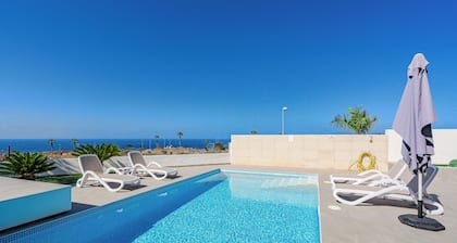 Luxus-Villa, ideal für Familien und Gruppen von Freunden, die Liebe golfe und das Meer