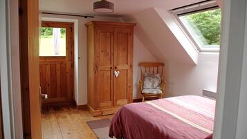 3 soverom, strykejern/-brett, wi-fi (inkludert) og sengetøy